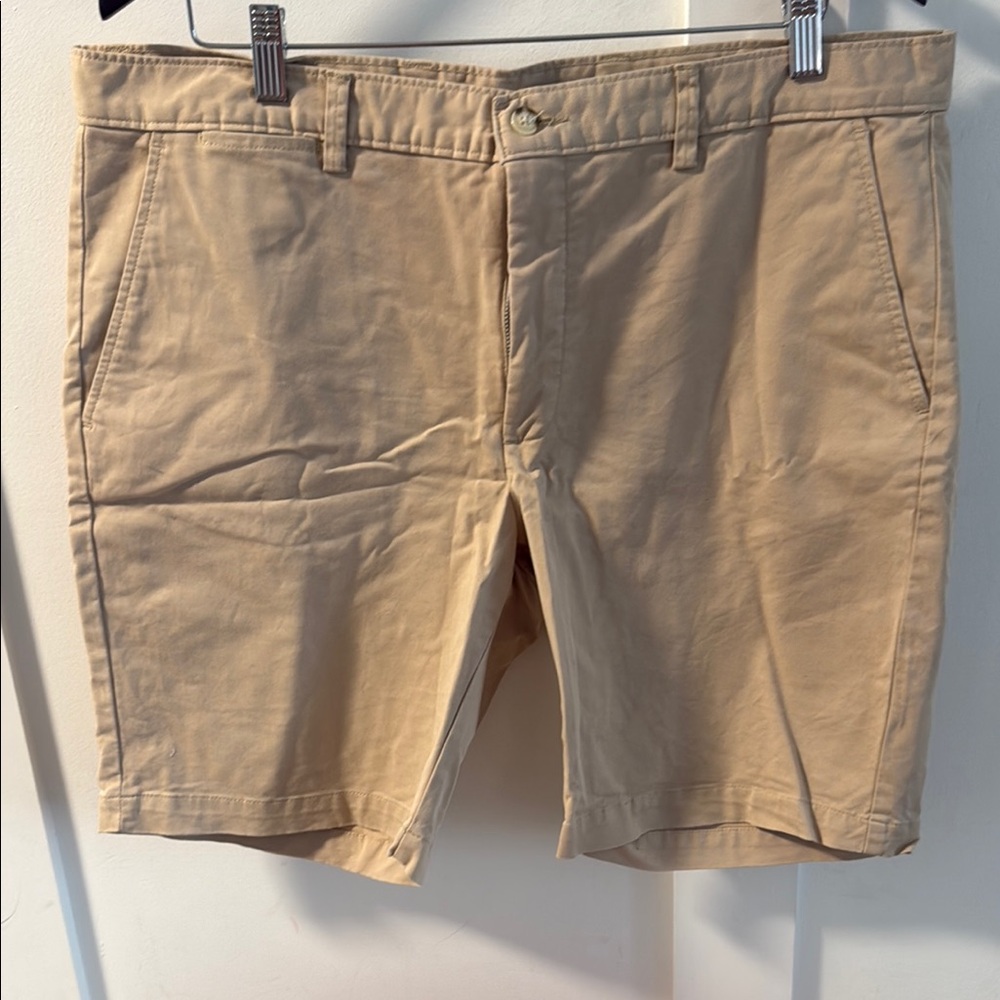 Men's Tan Shorts